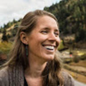 Meet your Posher, Corrie